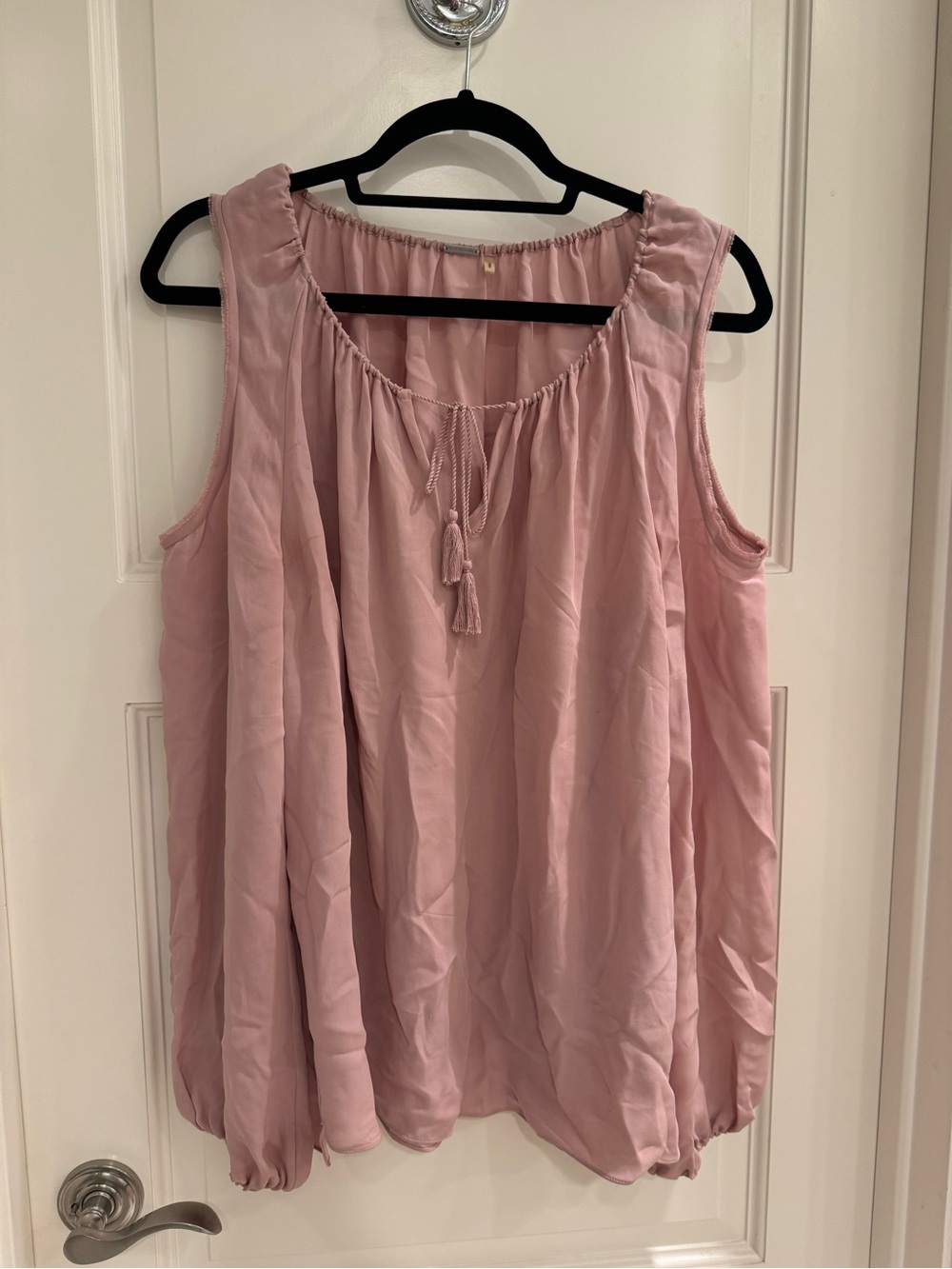 Elie Tahari Blush Pink Sleeveless Tassel Cold-Shoulder Blouse
